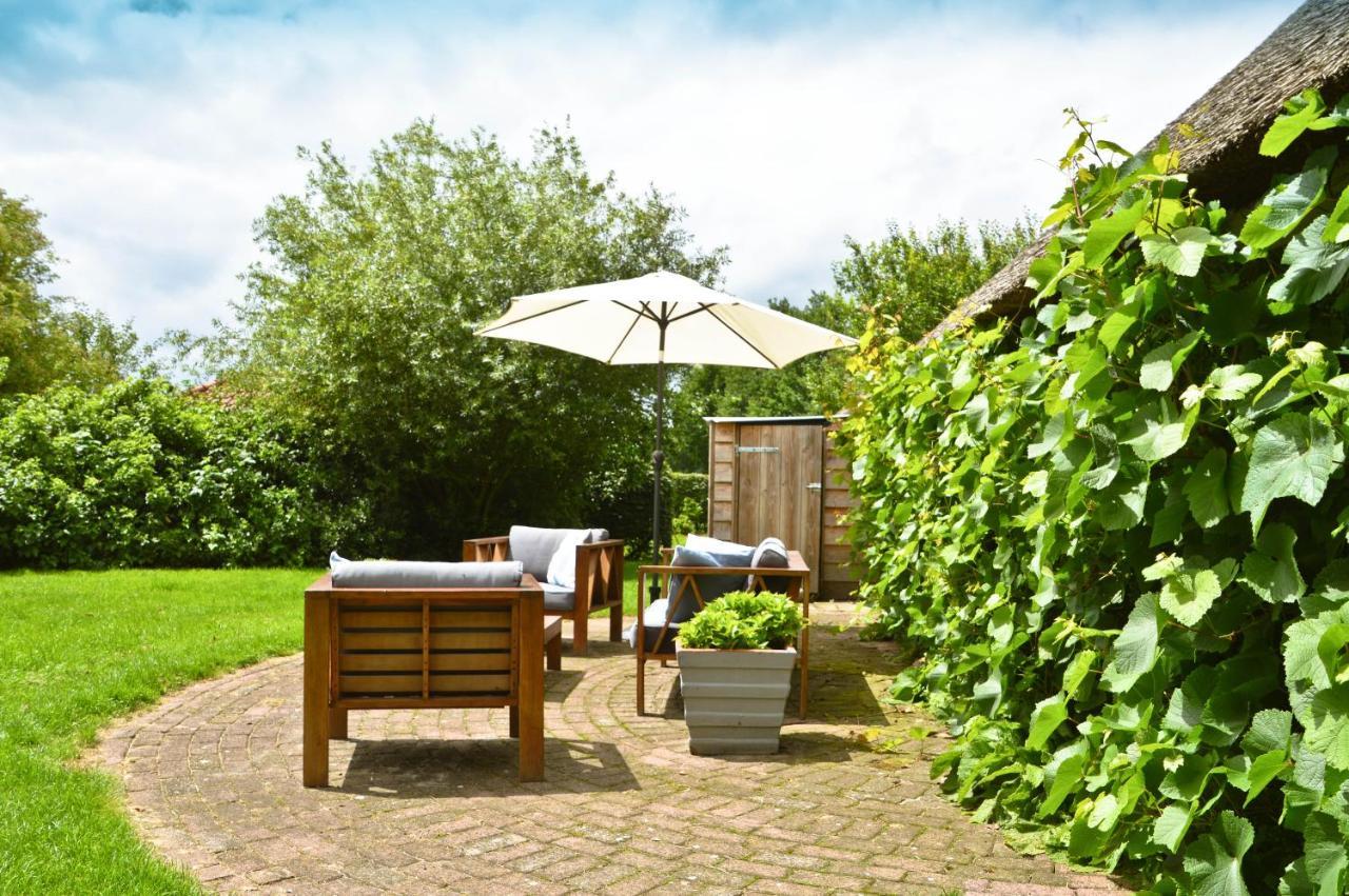 Bij Ons Op 20 Bed and Breakfast Nijeveen Exteriör bild
