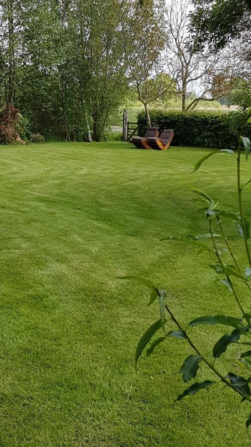 Bij Ons Op 20 Bed and Breakfast Nijeveen Exteriör bild